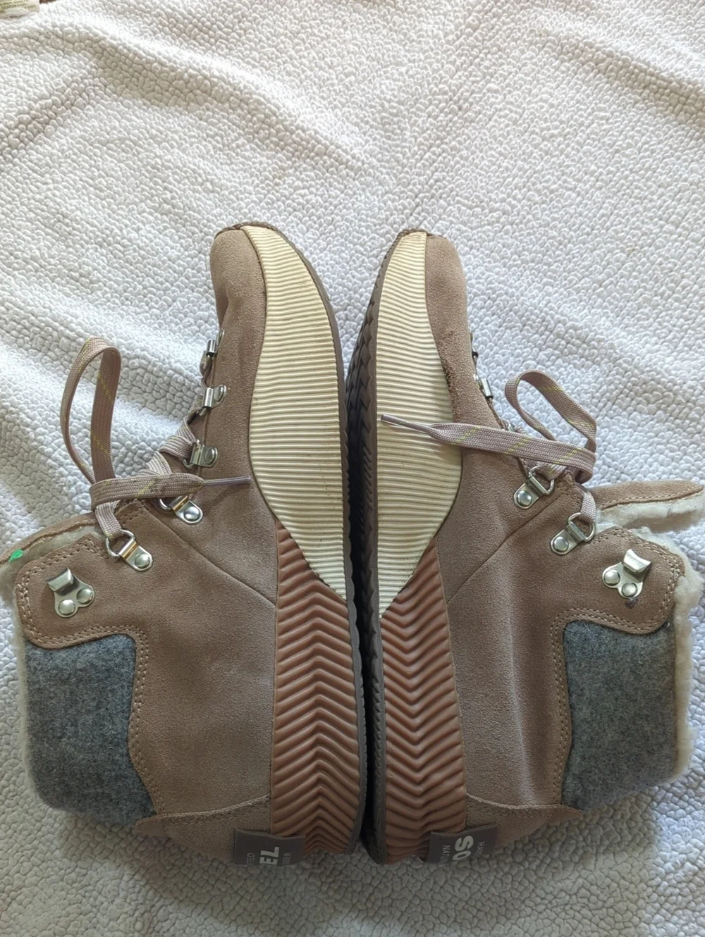 Sorel Size 11 Waterproof Tan Suede Faux Fur Lined Ankle Boots Booties
